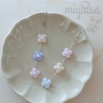 お花揺れるピアス