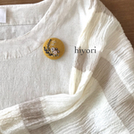 刺繍ブローチ