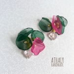 flower.colorful green ピアス／イヤリング