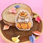 ハロウィンかぼちゃネコ手刺繍ブローチ