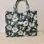 M様専用　リバティ ラミネートバッグ ミニポーチ付き