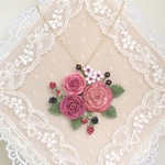 ＊clearance sale＊ バラ＆ブラックベリー　ネックレス　送料無料♪