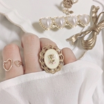 【 ホログラムと薔薇リング 】 指輪 ハンドメイド