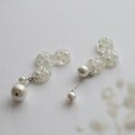 小雪のパールピアス