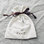 ［新規限定］子ヤギの刺繍巾着