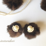 ＜SALE＞再販2 ラビットファーとパールのイヤリング