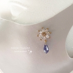 再販8♡人気♪ マスクチャーム　マグネット　氷の華　アイスフラワー　スワロフスキー　タンザナイト　つらら　雪　スノー　冬　クリスマス　ウィンター　ゴールド　マスクアクセサリー　