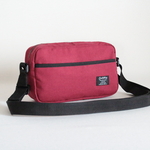 ボルドー色　無地生地　シンプルショルダーバッグ♪　Fm2 Lab.