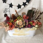 大特価！バンクシアの大きなブリキ缶アレンジ