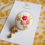 【在庫あり】刺繍　ポニーフックㅤコスモス