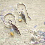 Angel Wing Swirl Earring  ／SV925 オパール