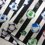 入学準備　かわいい　給食用　　男の子　女の子　ランチョンマット　（サッカーストライプ　ホワイト）
