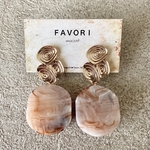 marble stone ／ 大ぶり ピアス  イヤリング