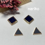 【再販】2ペア入り四角三角ピアス【ネイビー・グレー】