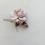 オーダー様専用　染め花　薔薇1輪のコサージュ　