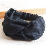 ＊　ブラック×３　ねじりヘアバンド（三つ編み）　＊