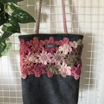 90-2.花モチーフがアクセントのちっちゃなフリースバッグ