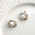 パールとスターのビジューピアス