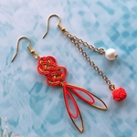水引 金魚のアシンメトリーピアス【朱金】