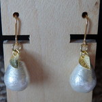 【再販♪】コットンパールの洋なしデザインピアス♪フック変更OK