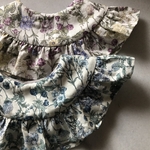 English flower bib