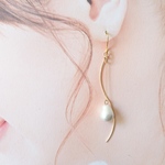 再販⭐コットンパールのゆれるピアス/イヤリング