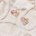 ムーンストーン＆ピンクオパールのハートピアス／イヤリング