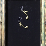 音符なピアス（イヤリング変更可）