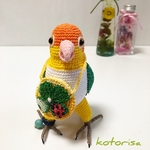 新作　☆あやこさんご予約品☆   四葉のクローバーのポシェット　あみぐるみ　編みぐるみ　レース編み　インコ　ミニチュア　アクセサリー　バッグ　ドール小物　コトリサ　kotorisa