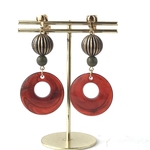 アクリルのアンティーク調大ぶりピアス/イヤリング(ビンテージ、レトロ、レッド、ブラック、ゴールド、カーキ、グリーン、アクリル、