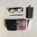 ウールのパッチポーチ(navy x gray check)