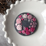 リネン刺繍ブローチ