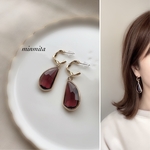 ✴︎NEW!✴︎ガラスストーンチャームとゴールドツイストフープピアス