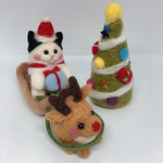 クリスマス🎄猫(ハチワレ猫) 羊毛フェルト　ソリ 