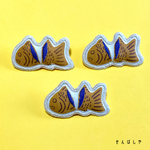『たいやき』ブローチ　はんぶんこ