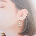 3連パールピアス　ラインピアス