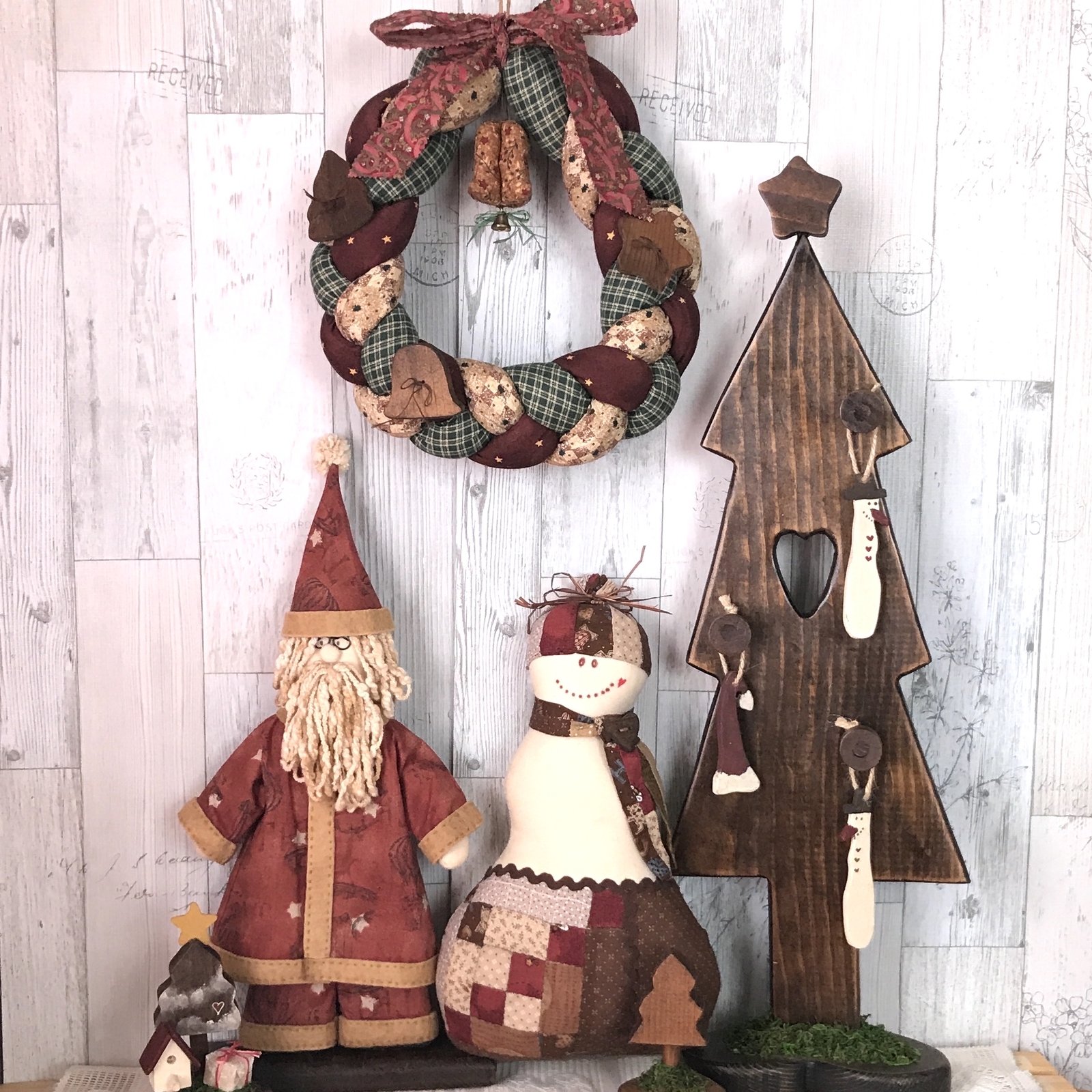 クリスマスリース☆布三つ編み - tsug-mug's GALLERY | minne