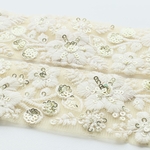 インド刺繍リボンᢂ インド刺繍/インドリボン/刺繍リボン/刺繍/リボン/シルクリボン/シルク/トリム/ブレード/ジャガード/ジャガードリボン/チロリアンテープ/レース/チュール/インド/チュールレース