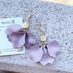 花びらピアス