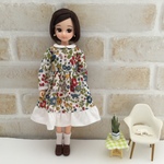 襟付き　猫ちゃんとお花　ワンピース　リカちゃん　服　22cmドール