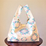レジ袋型エコバッグ◎花柄リース◎ランチバッグ◎コンビニ袋◎薬局袋◎マチたっぷり12㎝◎