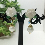 ホワイトプリンセス♔.ﾟ 白薔薇のピアス