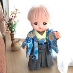 メルちゃんサイズの羽織袴セット＊水色に亀甲柄×薄黄