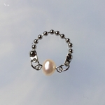 small stone ring 03
