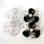 Flower ✾ ピアス Pearl White or Black 