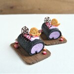 おばけのまるごとロールケーキ