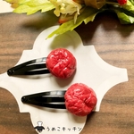 梅干ぱっちんピン　2本セット　ミニチュアフード 