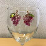 秋の味覚✨ブドウのイヤリング【ピオーネ】