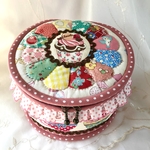 パッチワークの小物入れ　chocolate cake 