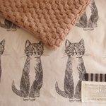 ハンドメイド*ぽこぽこワッフルボアブランケット*北欧ねこ